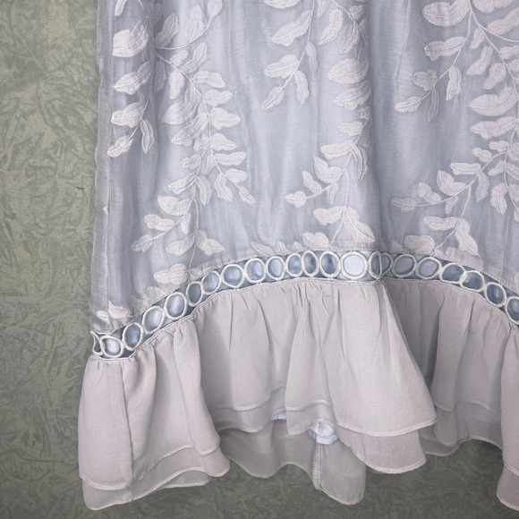 NWT SELFIE LESLIE CASPAR LEAFY EMBROIDERED DRESS BABY BLUE - Picture 7 of 9